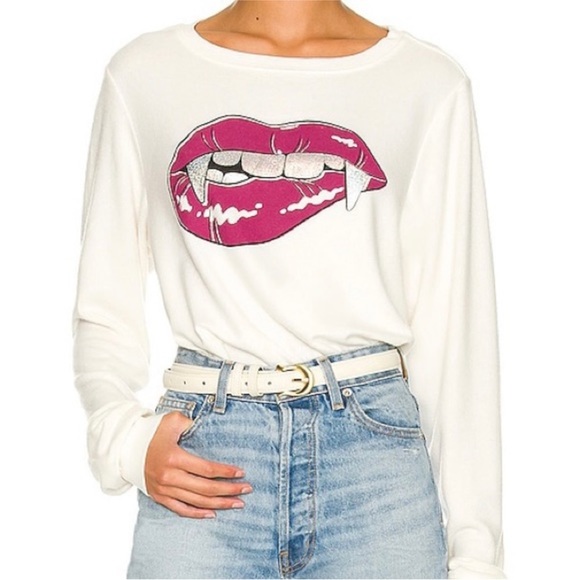 Wildfox | Vampire Lips Baggy Beach Jumper | XS - Picture 2 of 7